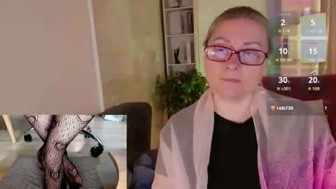 Snapshot of alexandra_kind chatting on 20, 5, 2026 Alexandra online show from 20, 5, 2026