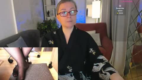 Snapshot of alexandra_kind chatting on 30, 5, 2026 Alexandra online show from 30, 5, 2026