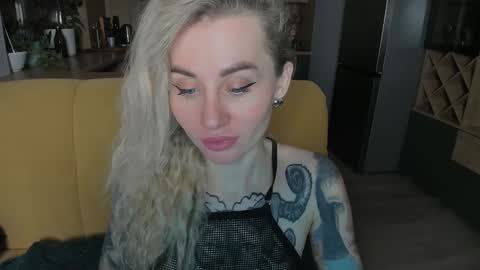 Snapshot of alexarush chatting on 24, 12, 2024 alexarush online show from 24, 12, 2024