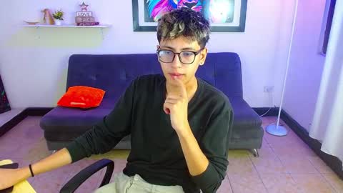 alex online show from 15, 4, 2026