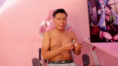 Alexdennus online show from 6, 4, 2026