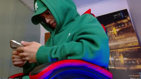 Snapshot of alexgiraldo__ chatting on 19, 5, 2026 alexgiraldo__ online show from 19, 5, 2026