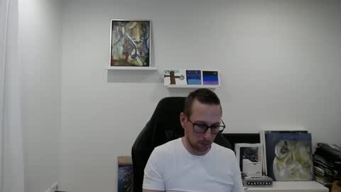 Snapshot of alexhunter4u chatting on 5, 1, 2025 alexhunter4u online show from 5, 1, 2025