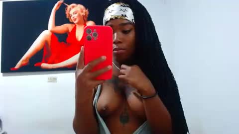 alexia_sinclaire24 online show from 3, 5, 2026