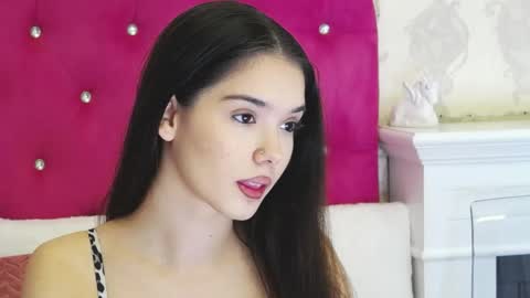 Snapshot of alexisdevine chatting on 23, 4, 2026 alexisdevine online show from 23, 4, 2026