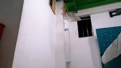 Alexis online show from 8, 3, 2025