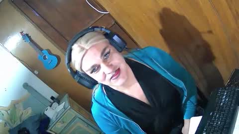 Snapshot of alexiss699 chatting on 3, 12, 2024 alexiss699 online show from 3, 12, 2024