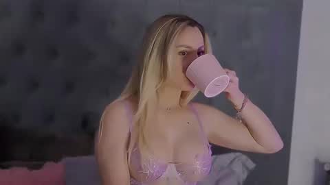 Snapshot of alexiswhiteee chatting on 12, 3, 2026 Alexis online show from 12, 3, 2026