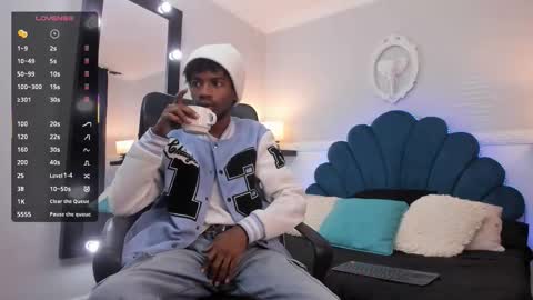 Alex Jaccob online show from 25, 10, 2025