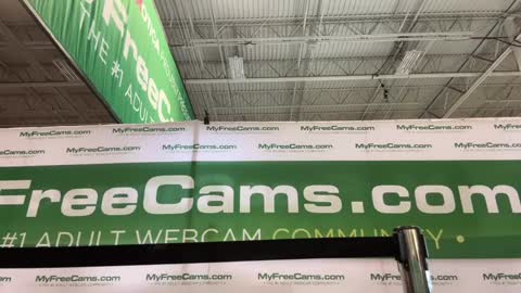 Snapshot of alexmanndickerson chatting on 8, 12, 2024 Alex Mann online show from 8, 12, 2024