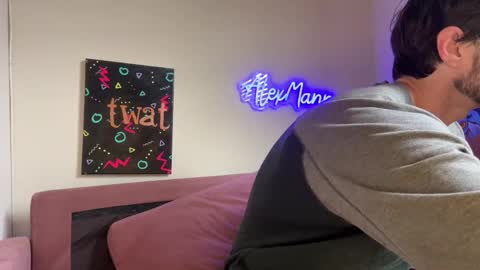 Snapshot of alexmanndickerson chatting on 2, 4, 2026 Alex Mann online show from 2, 4, 2026