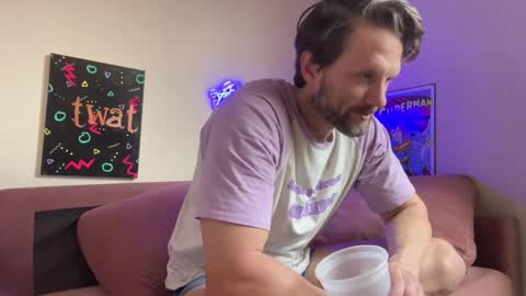 Snapshot of alexmanndickerson chatting on 9, 4, 2026 Alex Mann online show from 9, 4, 2026