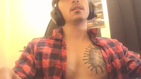 Snapshot of alexopenmind21 chatting on 13, 11, 2025 Alexxx online show from 13, 11, 2025