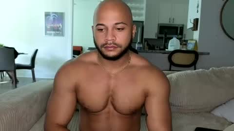 Snapshot of alextbigd chatting on 29, 9, 2025 alextbigd online show from 29, 9, 2025