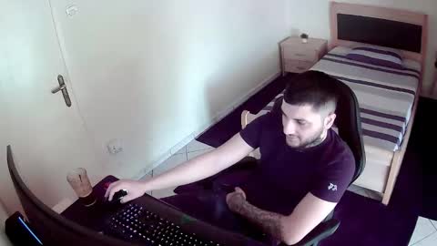 Snapshot of alexthepro00 chatting on 2, 5, 2026 alexthepro00 online show from 2, 5, 2026