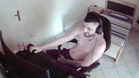 Snapshot of alexthepro00 chatting on 6, 6, 2026 alexthepro00 online show from 6, 6, 2026