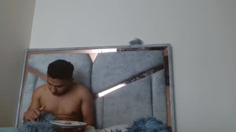 alex y luisa online show from 10, 11, 2025