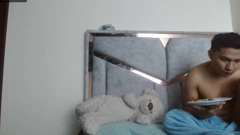 alex y luisa online show from 1, 12, 2025