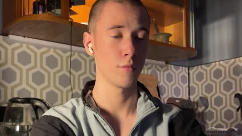 Snapshot of alexwos chatting on 17, 12, 2024 Alex online show from 17, 12, 2024