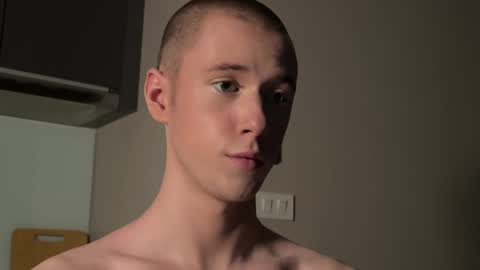 Snapshot of alexwos chatting on 8, 1, 2025 Alex online show from 8, 1, 2025