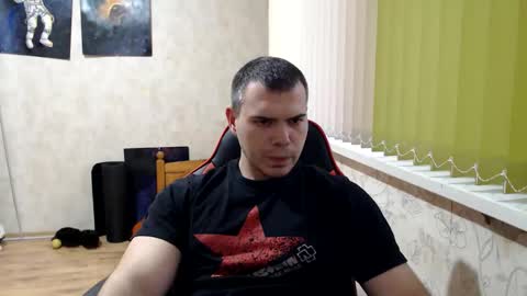 Snapshot of alexxgorilla chatting on 1, 2, 2026 alexxgorilla online show from 1, 2, 2026