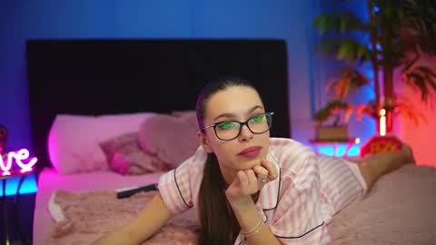 Alexxis Rae online show from 5, 11, 2025