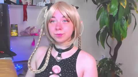 Snapshot of alexxisskyy chatting on 6, 5, 2026 Alexsy online show from 6, 5, 2026