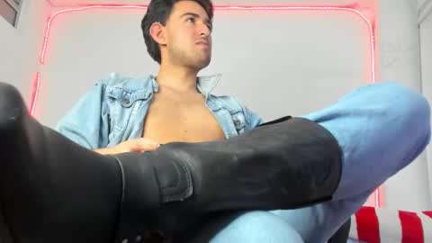 Snapshot of alexxx_savage chatting on 25, 3, 2026 Alexander online show from 25, 3, 2026