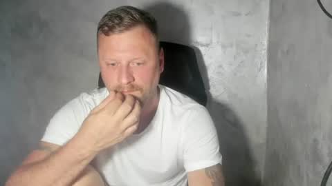 Snapshot of alexyno2020 chatting on 15, 7, 2026 alexyno2022 ONLYFANS online show from 15, 7, 2026