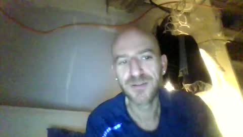 Edgarrrdd1021 online show from 11, 4, 2026