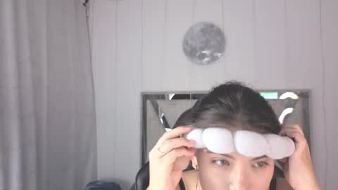 Carolina Join The Fan Club  online show from 22, 3, 2026