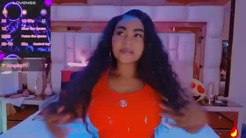 Snapshot of aliana_ross chatting on 6, 1, 2026 aliana_ross online show from 6, 1, 2026