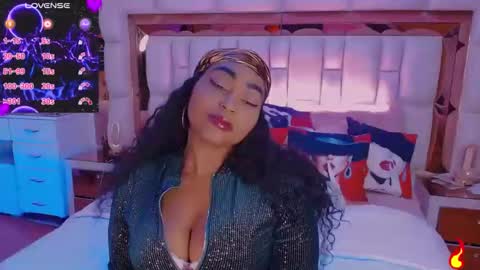 Snapshot of aliana_ross chatting on 8, 1, 2026 aliana_ross online show from 8, 1, 2026