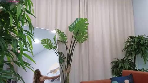 Alicia online show from 5, 11, 2025