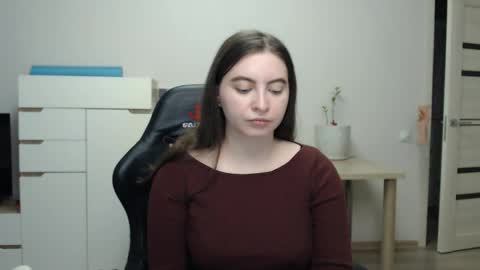 Snapshot of alice_________________________ chatting on 24, 5, 2026 Alice online show from 24, 5, 2026