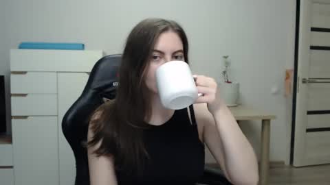 Snapshot of alice_________________________ chatting on 18, 7, 2026 Alice online show from 18, 7, 2026