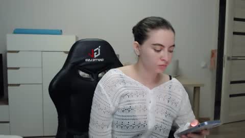 Snapshot of alice_________________________ chatting on 28, 7, 2026 Alice online show from 28, 7, 2026