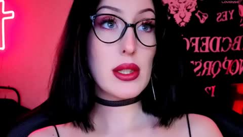 Snapshot of alice___mistress chatting on 3, 5, 2026 Miss Alice online show from 3, 5, 2026