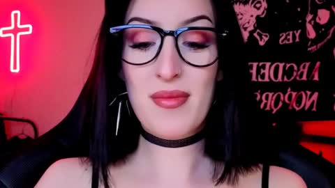 Snapshot of alice___mistress chatting on 19, 5, 2026 Miss Alice online show from 19, 5, 2026