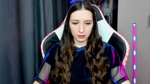 Snapshot of alice_bailey chatting on 1, 11, 2025 Alice online show from 1, 11, 2025