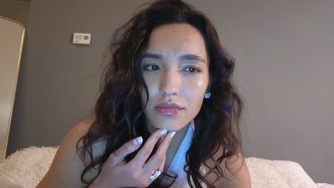 Snapshot of alice_bane chatting on 15, 1, 2025 A R Y A  T I A online show from 15, 1, 2025