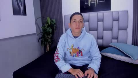    online show from 16, 10, 2025