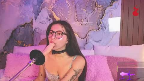 Snapshot of alice_cute77 chatting on 17, 5, 2026 Mey online show from 17, 5, 2026