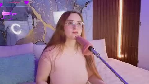Snapshot of alice_cute77 chatting on 12, 7, 2026 Mey online show from 12, 7, 2026