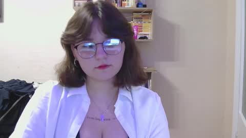 alice_glamour online show from 26, 3, 2026