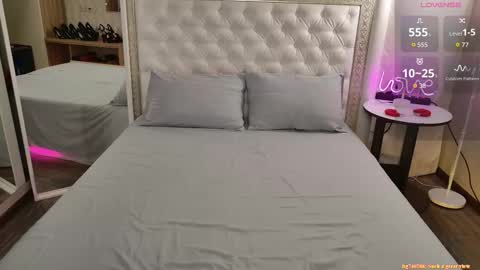 Snapshot of alice_gold__ chatting on 20, 2, 2026 Ur future wife Alice 8 pm - 4 am NY time online show from 20, 2, 2026