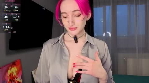 Snapshot of alice_in_chaturland_ chatting on 24, 4, 2026 Alice online show from 24, 4, 2026