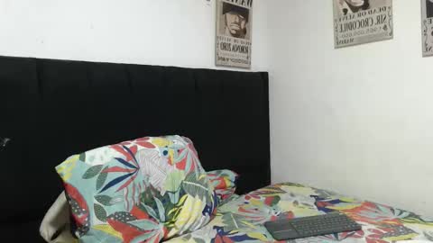 Snapshot of alice_julls chatting on 27, 3, 2026 alice online show from 27, 3, 2026