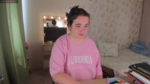 Snapshot of alice_next_door_ chatting on 6, 7, 2026 Alice online show from 6, 7, 2026
