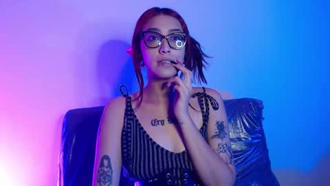 Snapshot of alice_phantom chatting on 16, 1, 2026 online show from 16, 1, 2026